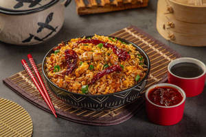 Chicken Burnt Chilly Fried Rice [500ml].