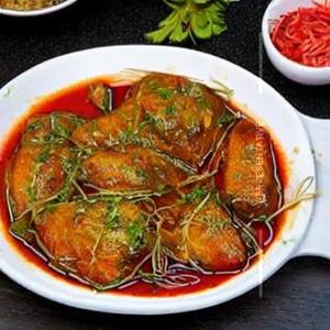 Schezwaan fish