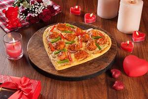 Heart Shape Tandoori Chicken Tikka Pizza