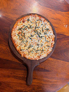 Classic Margherita Pizza