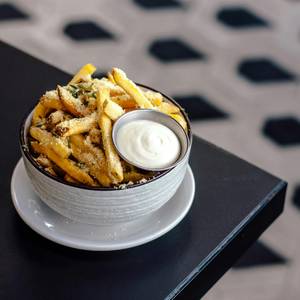 Papper Garlic French Fries [100Gr]