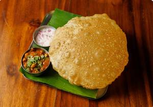 Chana Batura