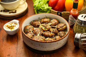 Herbed Roasted Garlic Potato