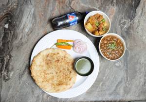 Chana Bhature [2 Bhature] and Thums Up [250 ml]
