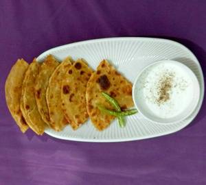 Aloo paratha with achar