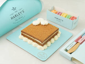 Harley's Russian Medovik Bento Cake & Macarons