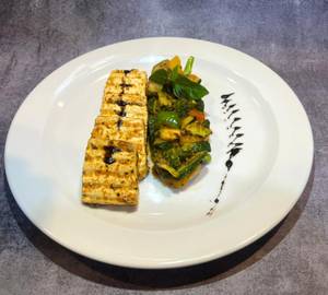 Char Grilled Veggies & Cottage Cheese Protein Bowl