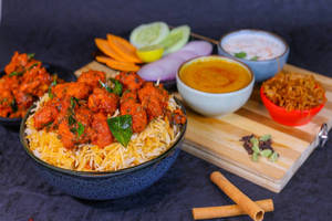 Hyderabadi Chicken Boneless Biryani - Basmati Rice