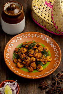 Chitti Royyala Fry (prawns)