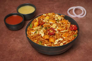 Schezwan Chicken Noodles