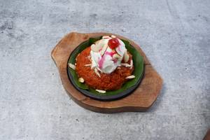 Gajar Halwa With Icecream