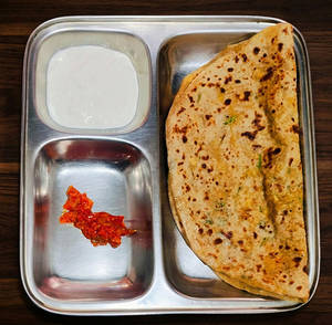 Paneer Paratha [1 Piece]