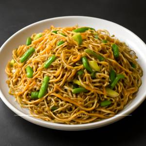 Garlic chowmein