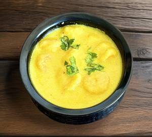 Kadi Pakoda
