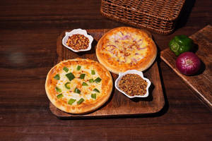 Box Of 2 Veg Pizza