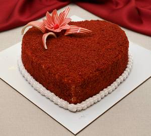 Red Velvet Heart Cake (Eggless)