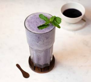 Blackcurrant Lassi