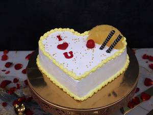 Pineapple Valentine's Cake