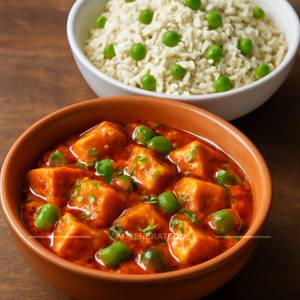 Chilli Paneer Masala + Mattar Pulao                                          