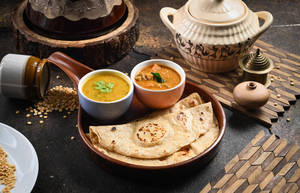 Chapati (3pc) With Curry And Dal