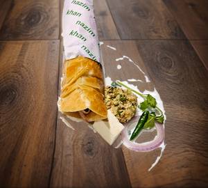 Paneer Steam Roll