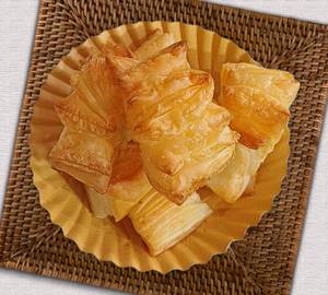 Tie Biscuits [ 125Grms ]