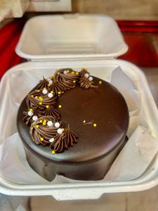 Choclate Truffle  Bento Cake (250 GM)