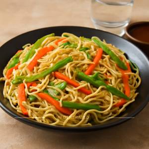 Veg Hakka Noodles