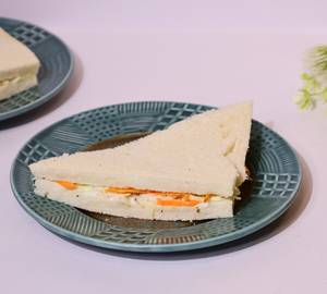 Coleslaw Sandwich