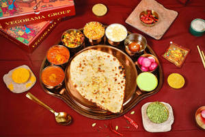 Stuff Naan Or Aloo Naan Thali