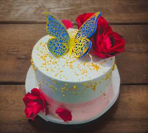 Vanilla Raj Cake