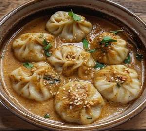 Nepali Jhol Momos [6 Pieces]
