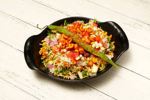 Matki Bhel