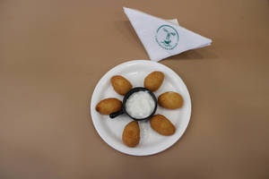 Veg Cheese Pops (6 Pcs)