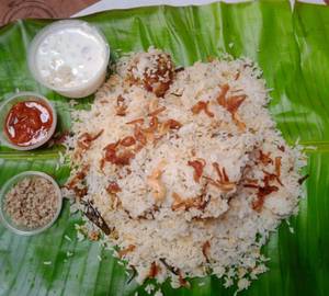 Malabar Buffalo Biriyani In Banana Leaf [2 Pieces, 160 Grams]