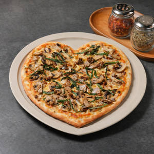Heart Shaped Pizza Sicilia