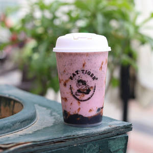 Strawberry & Cookie Bubble Tea
