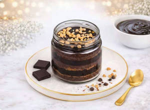Death By Chocolate Jar Cake (200gm)