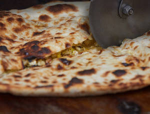 Mix Naan (aloo Gobi Paneer)