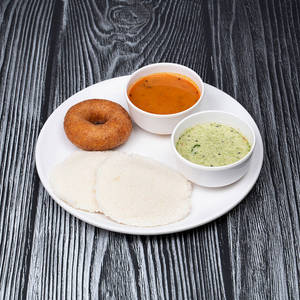Idli [2nos] With Vada [1nos]
