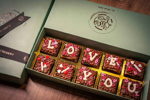 LOVE YOU Brookie Gift Box (10 Pcs)