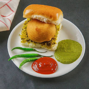 Masala Vada Pav