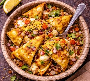 Samosa chat