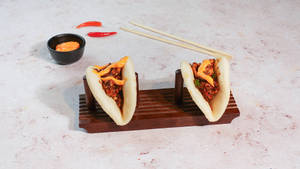 Chicken Garlic Basil Bao