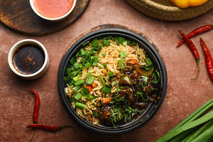 Veg Bowl ( Sp Rice/noddles Veg & Veg Manchurian