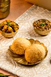 Khasta & Chhola