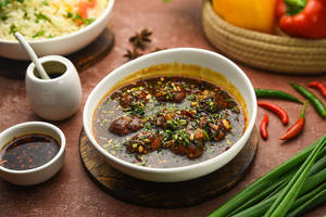 Vegtables Dumpling In Chilli Soya (8 Pc)