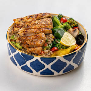 Rosted Chicken Quinoa Bowl