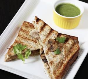 Tandoori Mushroom Sandwich