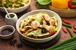 Pad Thai Kung Nang (Mixed) [Serves 2]